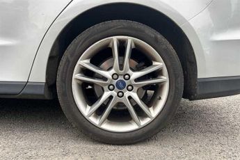 FORD GALAXY 2.5h Duratec Titanium MPV 5dr Petrol Hybrid CVT Euro 6 (s/s) (19