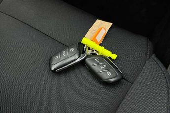 MG MG4 EV 51kWh SE Hatchback 5dr Electric Auto (170 ps)