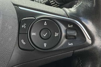 VAUXHALL CROSSLAND 1.5 Turbo D Ultimate SUV 5dr Diesel Auto Euro 6 (s/s) (120 ps)