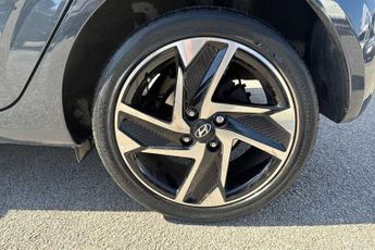 HYUNDAI i10 1.0 Premium Hatchback 5dr Petrol Auto Euro 6 (s/s) (67 ps)