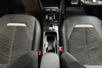 VAUXHALL MOKKA Electric 50kWh Ultimate SUV 5dr Electric Auto (136 ps)