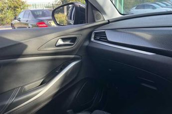 Vauxhall Grandland 1.2i Turbo (130 PS) Ultimate 5 Door Petrol SUV Automatic *** 1 O