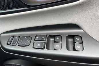 Hyundai KONA 64 kWh (204 PS) Ultimate 5 Door Electric SUV Automatic *** 1 Own