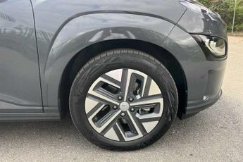 Hyundai KONA 64 kWh (204 PS) Ultimate 5 Door Electric SUV Automatic *** 1 Own