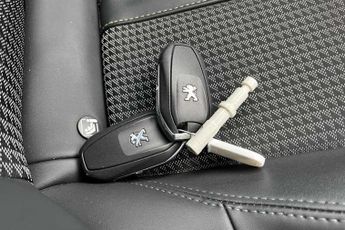 PEUGEOT 2008 1.2 PureTech GT SUV 5dr Petrol EAT Euro 6 (s/s) (130 ps)