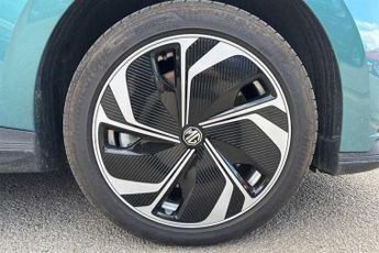 MG MG4 EV 64kWh Premium Long Range Hatchback 5dr Electric Auto (231 ps)