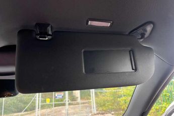 MG MG HS 1.5 T-GDi (162 PS) Trophy 5 Door Petrol SUV Automatic *** 1 Owne