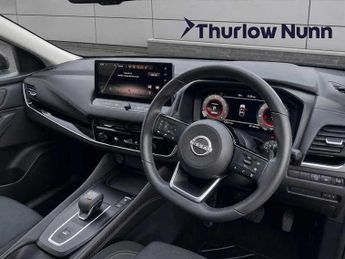 Nissan Qashqai N-Connecta  1.3 DIG-T Hybrid XTRON Automatic Start/Stop (158ps)