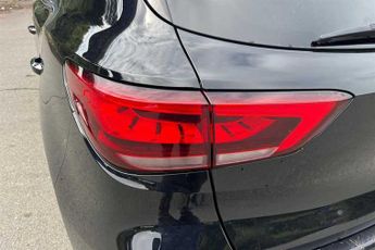 MG MG ZS 72.6kWh Trophy Connect Long Range SUV 5dr Electric Auto (156 ps)