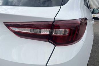 VAUXHALL GRANDLAND X 1.2 Turbo Elite Nav SUV 5dr Petrol Auto 8Spd Euro 6 (s/s) (130 p