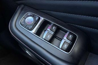 MG HS 1.5 T-GDI Trophy SUV 5dr Petrol DCT Euro 6 (s/s) (162 ps)