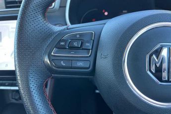 MG ZS 51.1kWh SE SUV 5dr Electric Auto (176 ps)