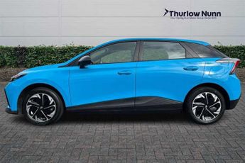 MG MG4 64 kWh (203 PS) SE Long Range 5 Door Electric Hatchback *** 1 Ow