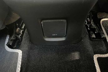 Vauxhall Grandland 1.2 Turbo Elite SUV 5dr Petrol Auto Euro 6 (s/s) (130 ps)