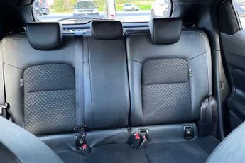 NISSAN JUKE 1.6 N-Connecta SUV 5dr Petrol Hybrid Auto Euro 6 (143 ps)