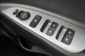 KIA STONIC 1.0 T-GDi MHEV GT-Line S SUV 5dr Petrol Hybrid DCT Euro 6 (s/s) 
