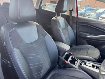 Vauxhall Grandland 1.2 Ultimate SUV 5dr Petrol Hybrid e-DCT Euro 6 (s/s) (136 ps)