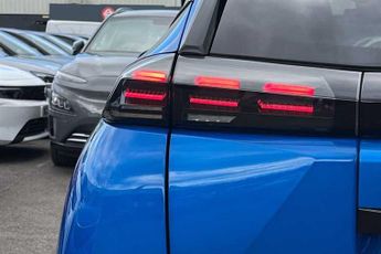 PEUGEOT E-2008 54kWh GT SUV 5dr Electric Auto (11kW Charger) (156 ps)