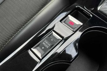 PEUGEOT E-2008 54kWh GT SUV 5dr Electric Auto (11kW Charger) (156 ps)