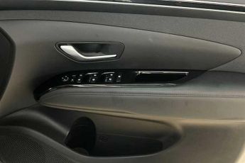 HYUNDAI TUCSON 1.6 T-GDi MHEV SE Connect SUV 5dr Petrol Hybrid DCT Euro 6 (s/s)