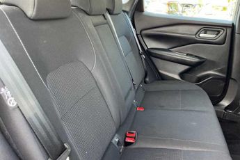 Nissan Qashqai 1.3 DIG-T MHEV Acenta Premium SUV 5dr Petrol Hybrid XTRON Euro 6