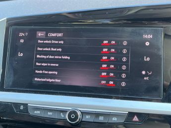 Vauxhall Grandland 1.5 Turbo D Ultimate SUV 5dr Diesel Auto Euro 6 (s/s) (130 ps)