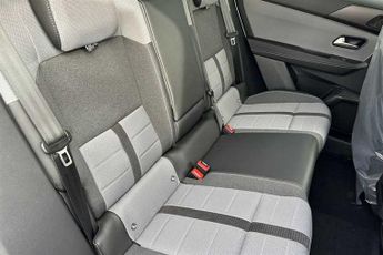 VAUXHALL GRANDLAND 1.2 Ultimate SUV 5dr Petrol Hybrid e-DCT Euro 6 (s/s) (145 ps)