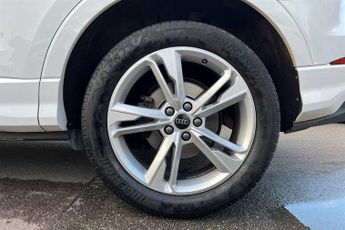 AUDI Q3 1.5 TFSI CoD 35 S line SUV 5dr Petrol S Tronic Euro 6 (s/s) (150