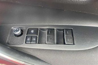 TOYOTA COROLLA 1.8 VVT-h GPF Icon Hatchback 5dr Petrol Hybrid CVT Euro 6 (s/s) 