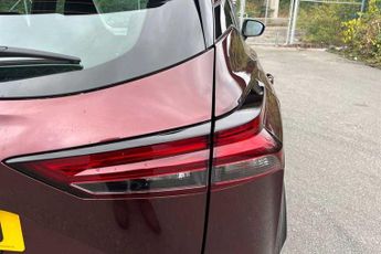 Nissan Qashqai 1.3 DIG-T MHEV (158 PS) Acenta Premium 5 Door Petrol Hybrid SUV 