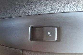 MG MG HS 1.5 T-GDI Trophy SUV 5dr Petrol DCT Euro 6 (s/s) (169 ps)