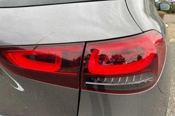 MERCEDES-BENZ GLA 1.3 GLA200 AMG Line Night Edition (Premium Plus) SUV 5dr Petrol 