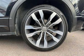 VOLKSWAGEN T-ROC 2.0 TDI R-Line SUV 5dr Diesel DSG Euro 6 (s/s) (150 ps)