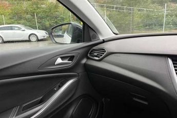Vauxhall Grandland X 1.2i Turbo (130 PS) SRi Nav 5 Door Petrol SUV Automatic