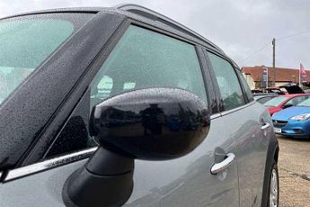 MINI COUNTRYMAN 1.5 Cooper Classic SUV 5dr Petrol Steptronic Euro 6 (s/s) (136 p