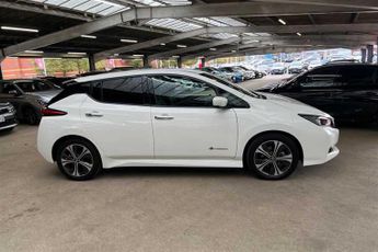NISSAN LEAF 40kWh Tekna Hatchback 5dr Electric Auto (150 ps)