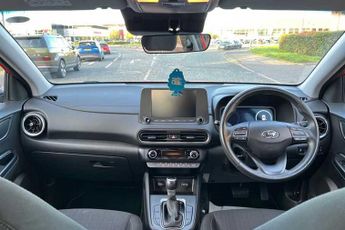 HYUNDAI KONA 1.6 h-GDi SE Connect SUV 5dr Petrol Hybrid DCT Euro 6 (s/s) (141