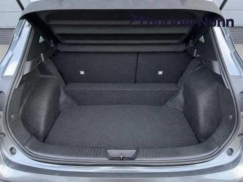 Nissan Qashqai Acenta Premium 1.3 DIG-T Hybrid XTRON Start/Stop (158ps)