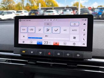 MG MG4 EV 64kWh Trophy Long Range Hatchback 5dr Electric Auto (203 ps)