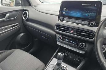Hyundai KONA 1.6 h-GDi Premium SUV 5dr Petrol Hybrid DCT Euro 6 (s/s) (141 ps