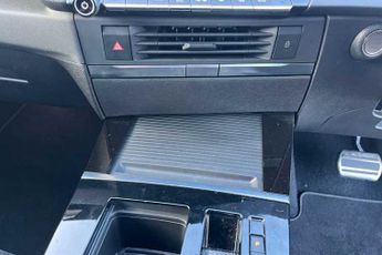 Vauxhall Astra Electric 54 kWh (156 PS) Ultimate 5 Door Electric Hatchback Automatic