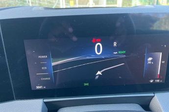 Vauxhall Astra Electric 54kWh Ultimate Hatchback 5dr Electric Auto (156 ps)