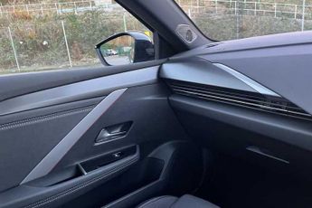 Vauxhall Astra Electric 54 kWh (156 PS) GS 5 Door Electric Hatchback Automatic