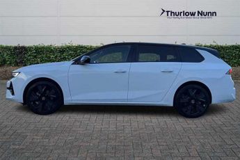 Vauxhall Astra Electric 54kWh GS Sports Tourer 5dr Electric Auto (156 ps)
