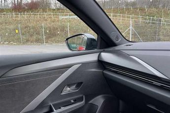 Vauxhall Astra Electric 54 kWh (156 PS) Ultimate 5 Door Electric Sports Tourer Automatic