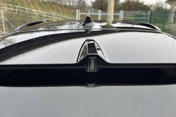 Vauxhall Astra Electric 54 kWh (156 PS) Ultimate 5 Door Electric Sports Tourer Automatic