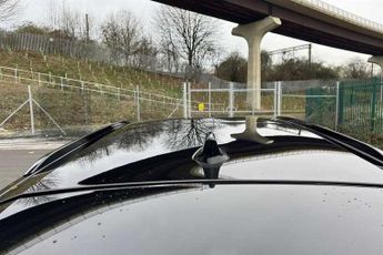 Vauxhall Astra Electric 54 kWh (156 PS) Ultimate 5 Door Electric Sports Tourer Automatic