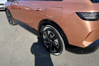 Vauxhall Grandland Electric 73kWh GS SUV 5dr Electric Auto (213 ps)