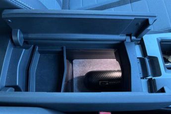 Vauxhall Grandland Electric 73kWh GS SUV 5dr Electric Auto (213 ps)