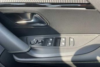 Peugeot E-2008 50kWh GT SUV 5dr Electric Auto (7kW Charger) (136 ps)
